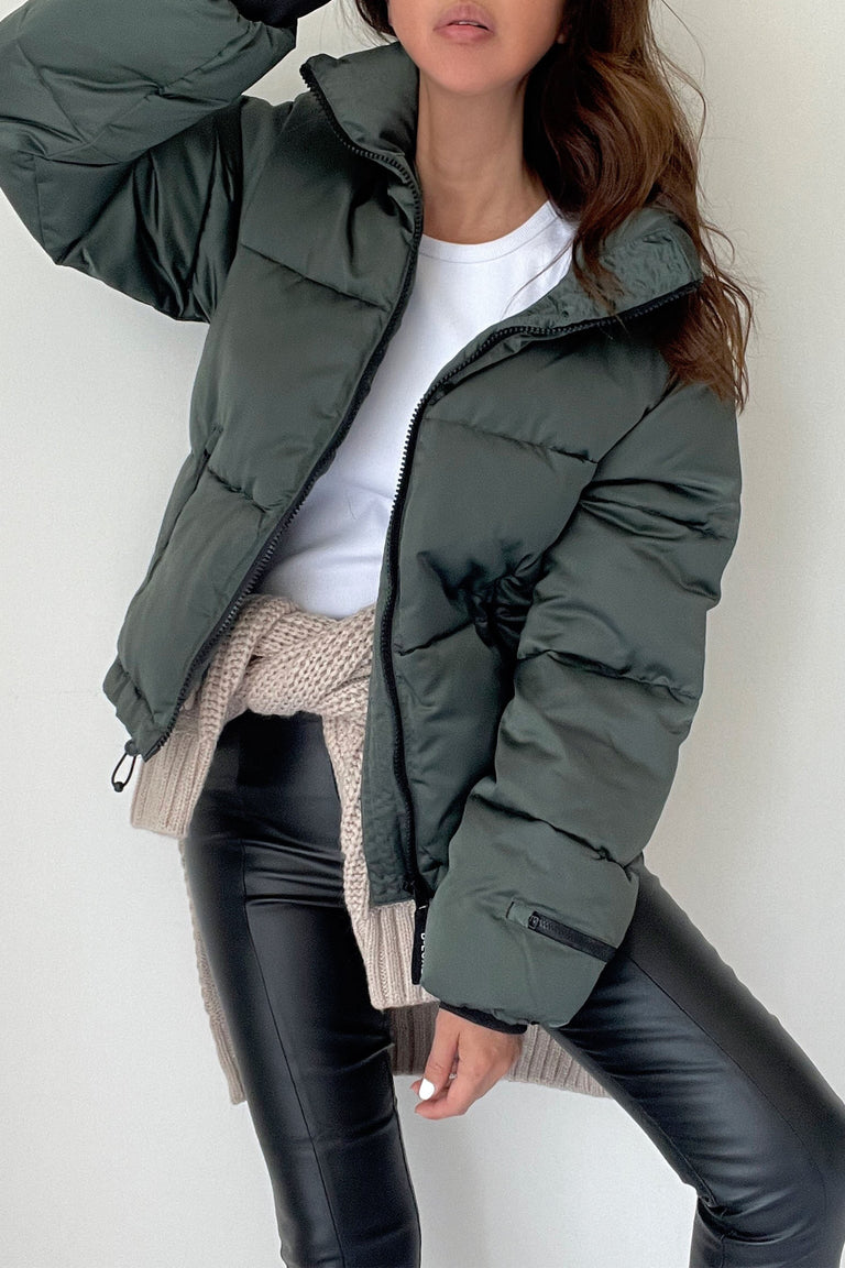 [TEST] D-Luxe Short Puffer