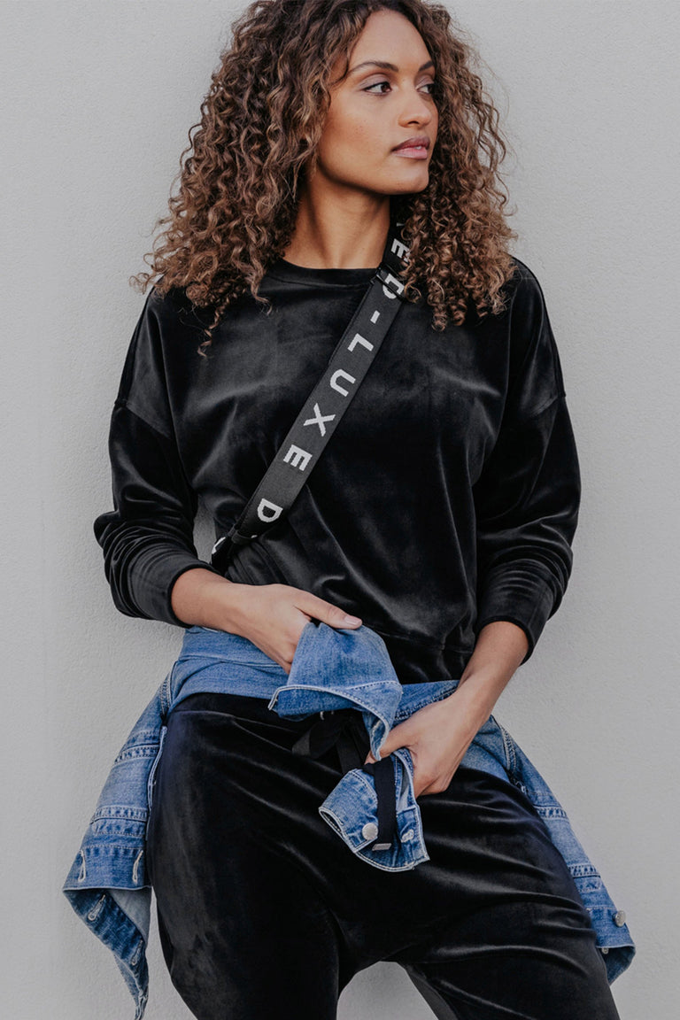 [TEST] D-Luxe Velour Sweat
