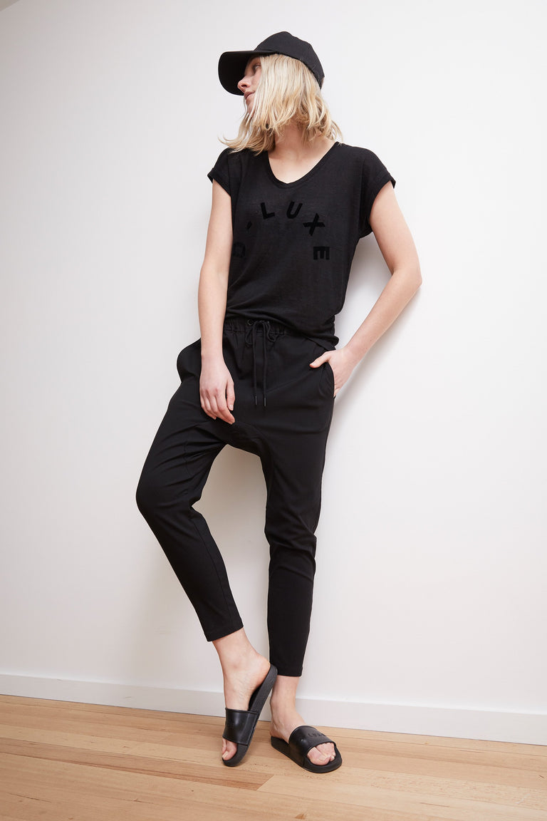 [TEST] D-Luxe Linen Scoop Neck Tee