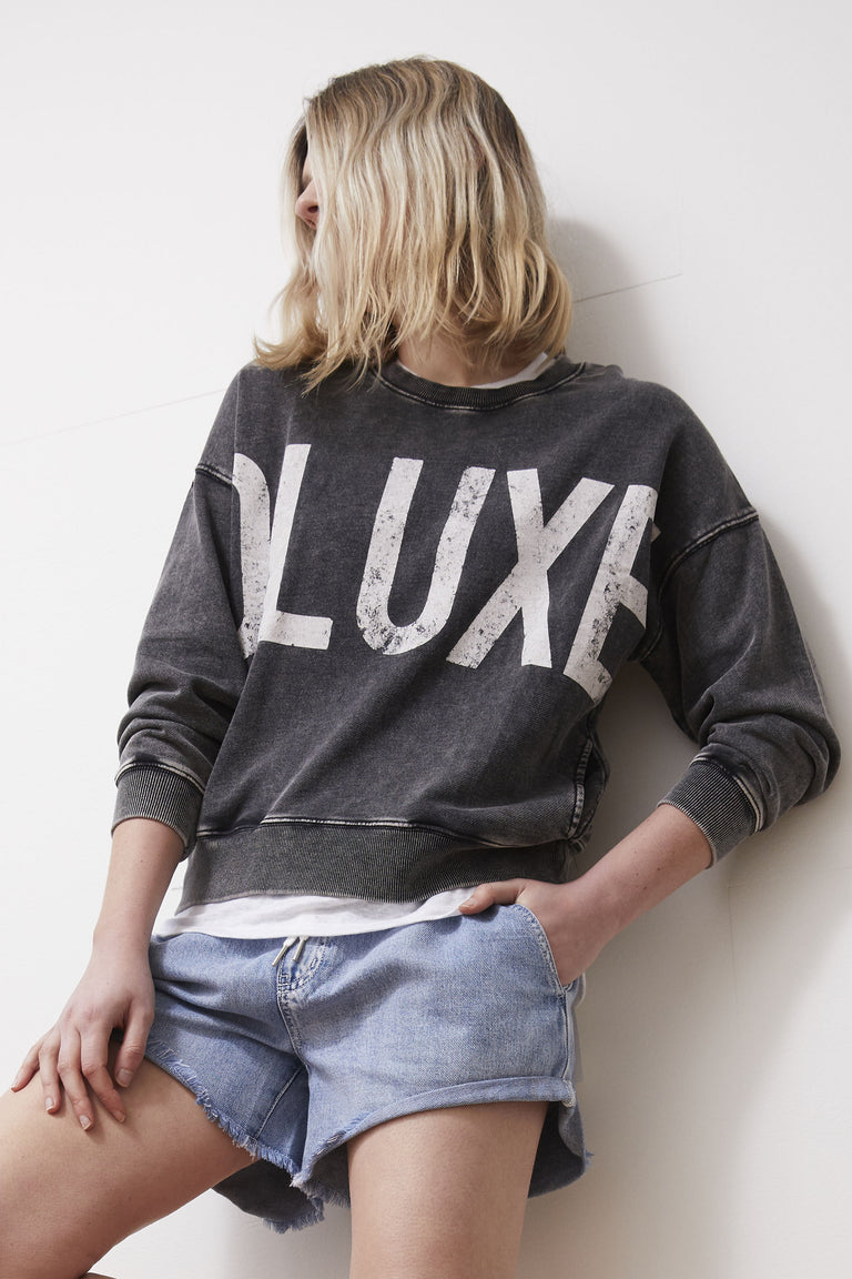 [TEST] D-Luxe Distressed Sweat