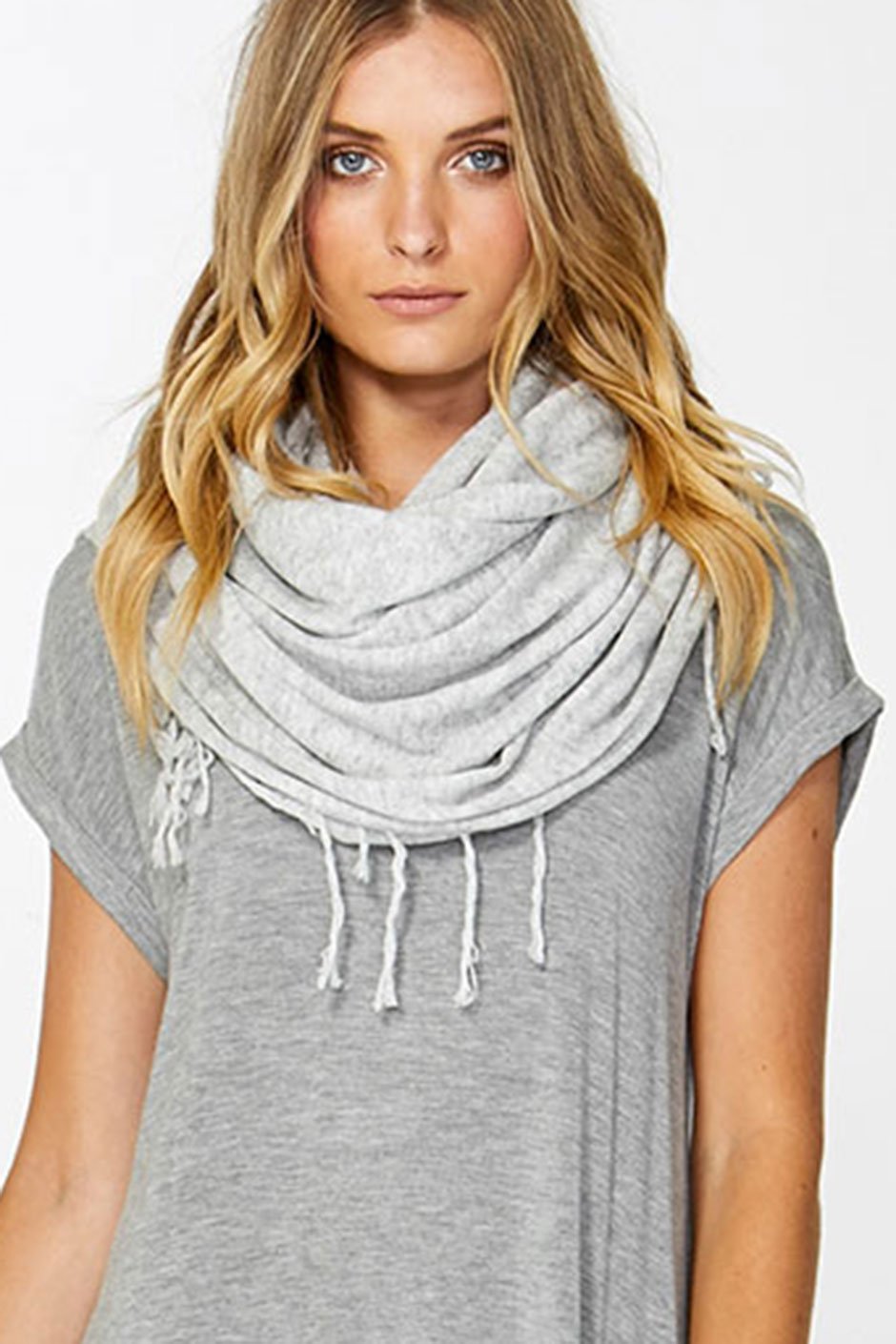 [TEST] Knitted Tassel Scarf