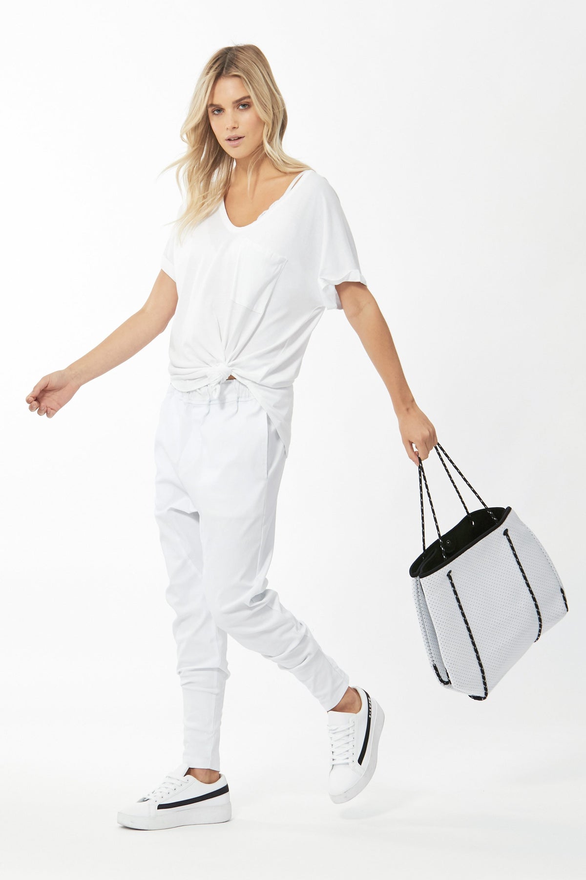 [TEST] D-Luxe Punched Neoprene Tote
