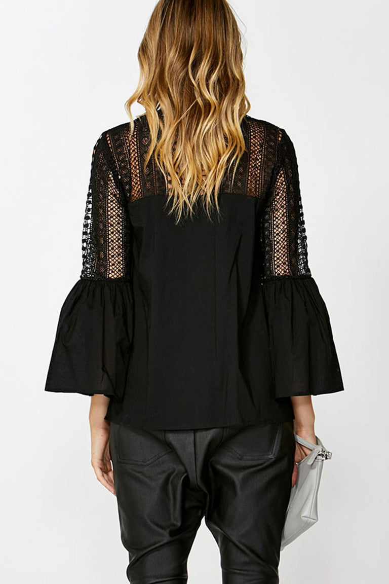 [TEST] O/E Amy Lace Flared Sleeve Top