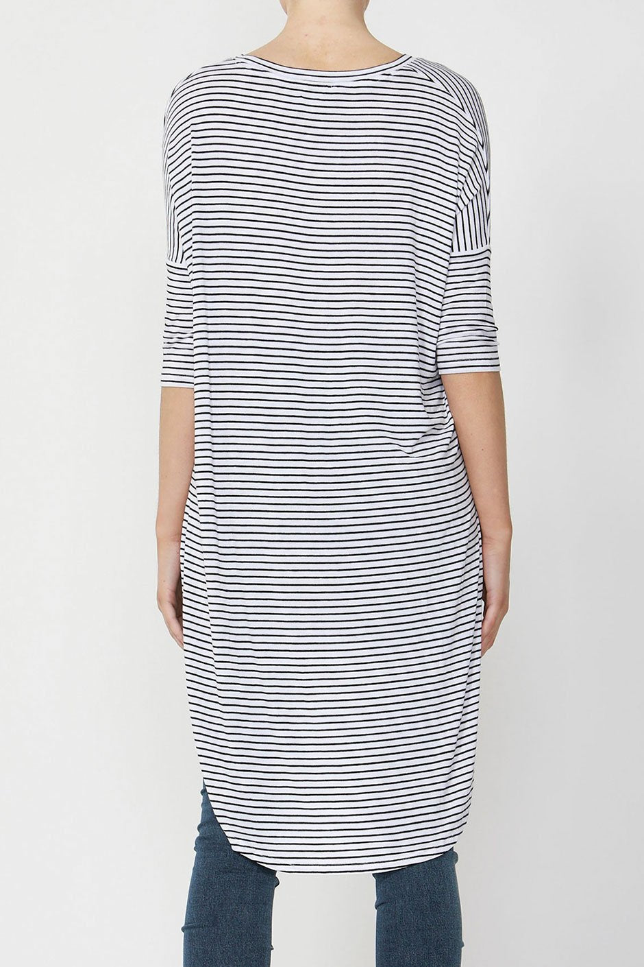 [TEST] Alison Tail Hem Tee