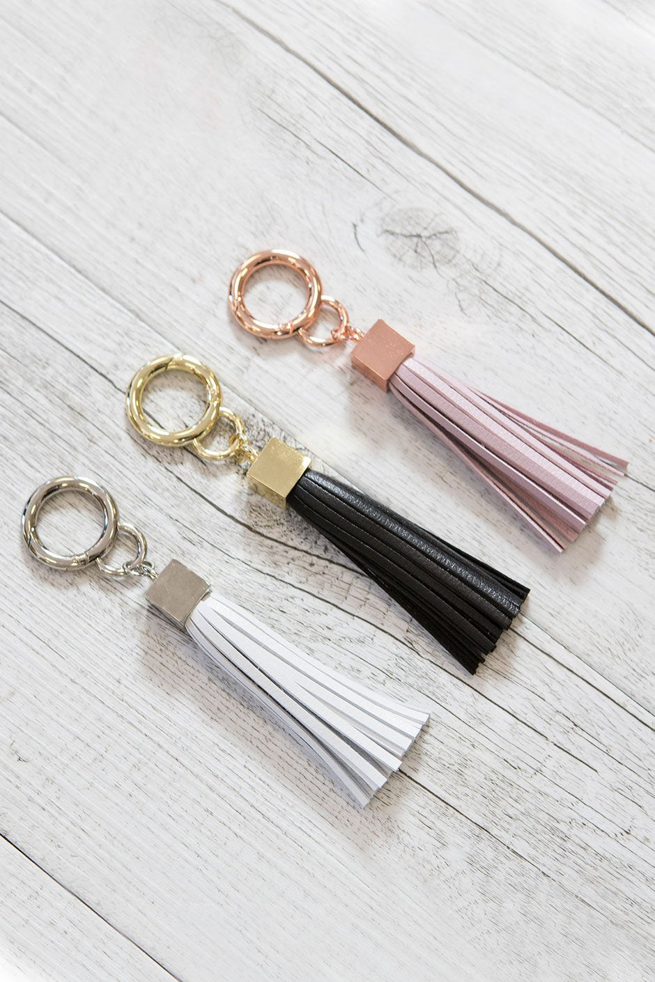 [TEST] CR Tassel Key Ring