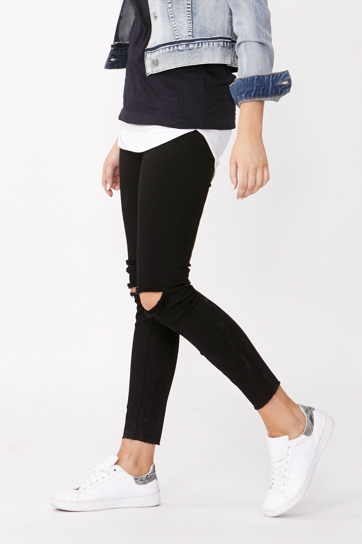 [TEST] Harper Rip Knee Skinny Jean