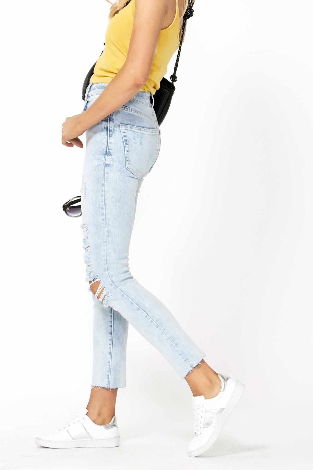 [TEST] Darcey Highrise Straight Jean
