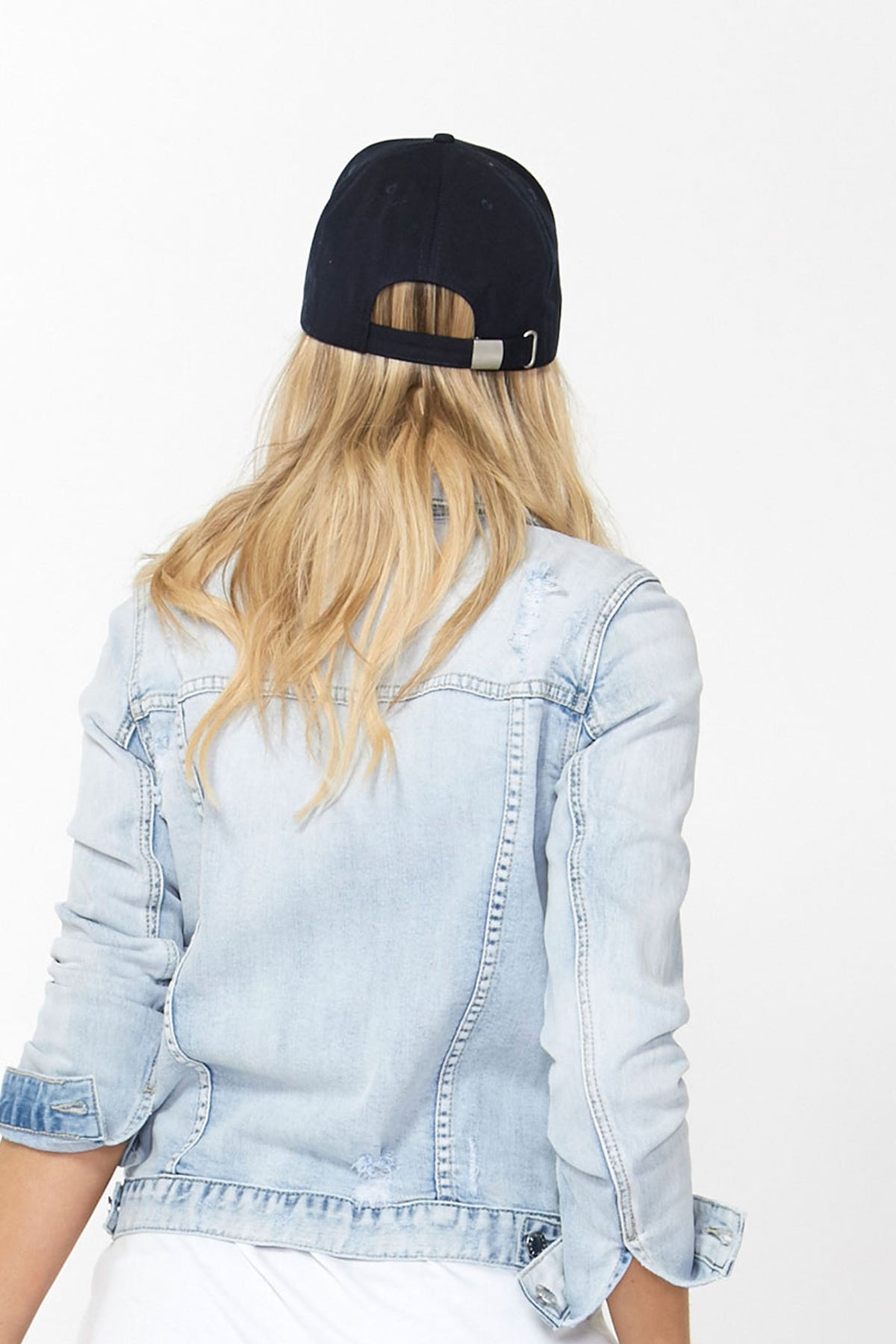 [TEST] D-Luxe Rubber Logo Cap