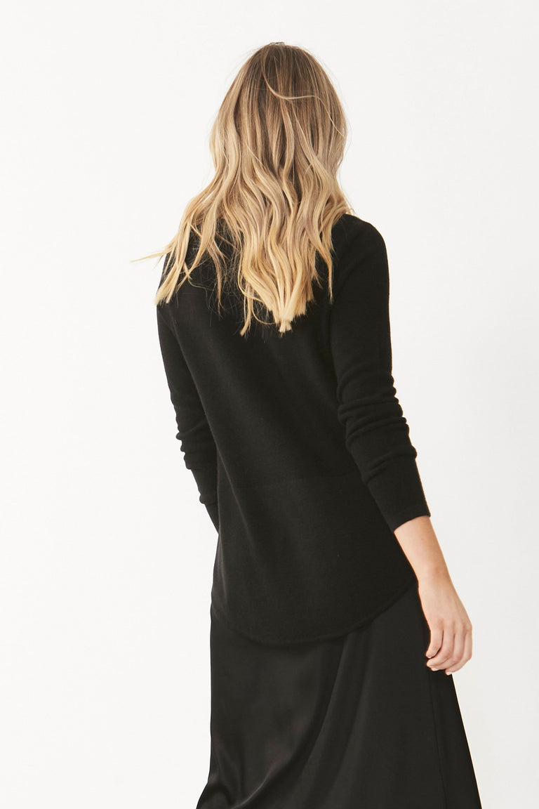 [TEST] Taylor Curved Hem Pullover