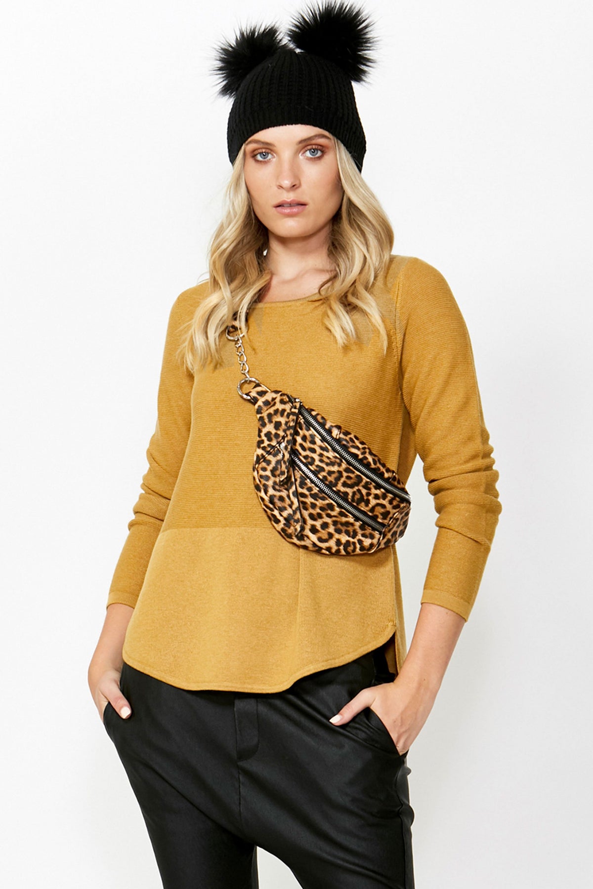 [TEST] Taylor Curved Hem Pullover