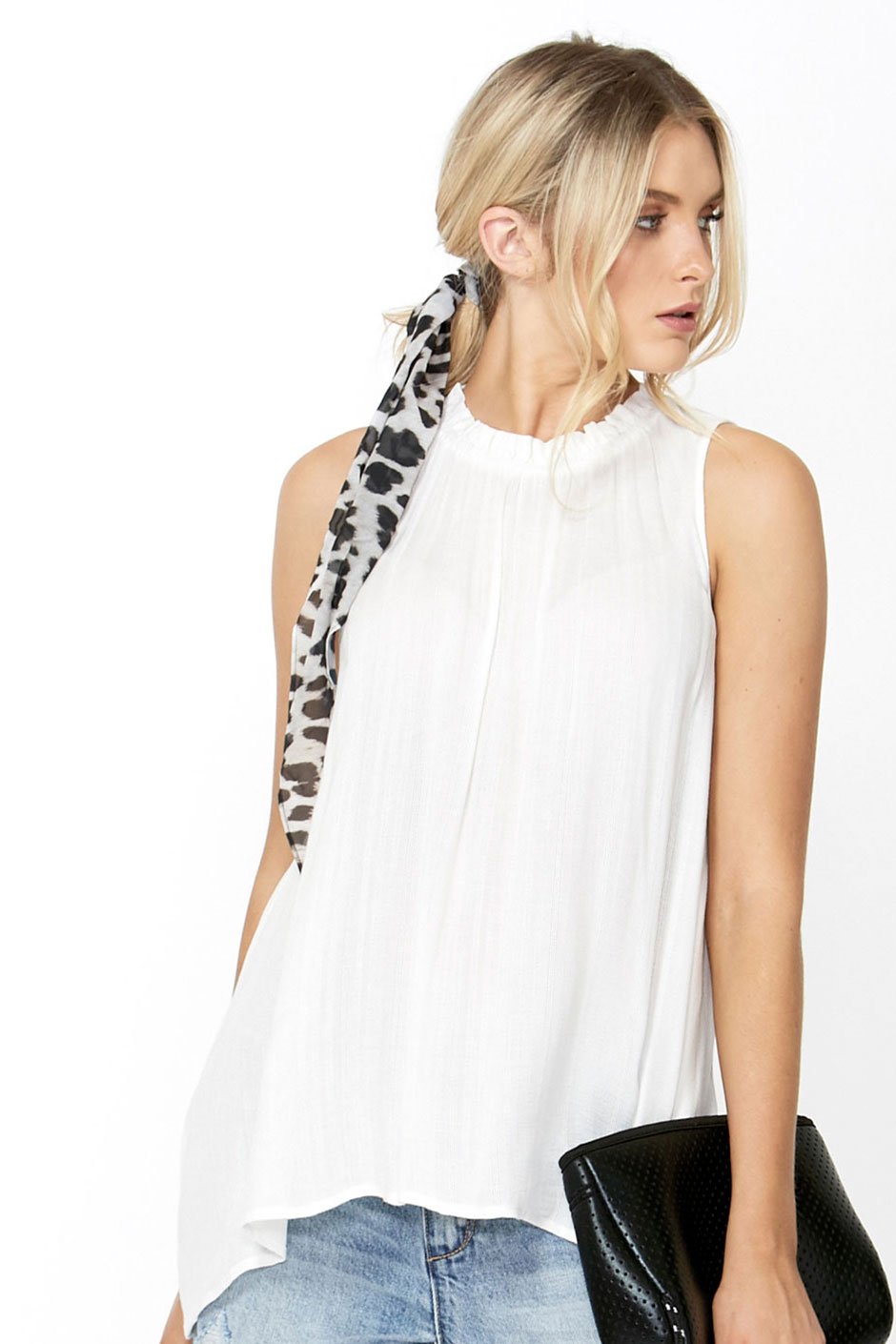 [TEST] Diamond Shape Scarf