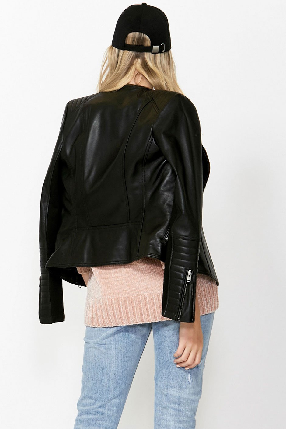 [TEST] Mila Chenille V-Neck Pullover