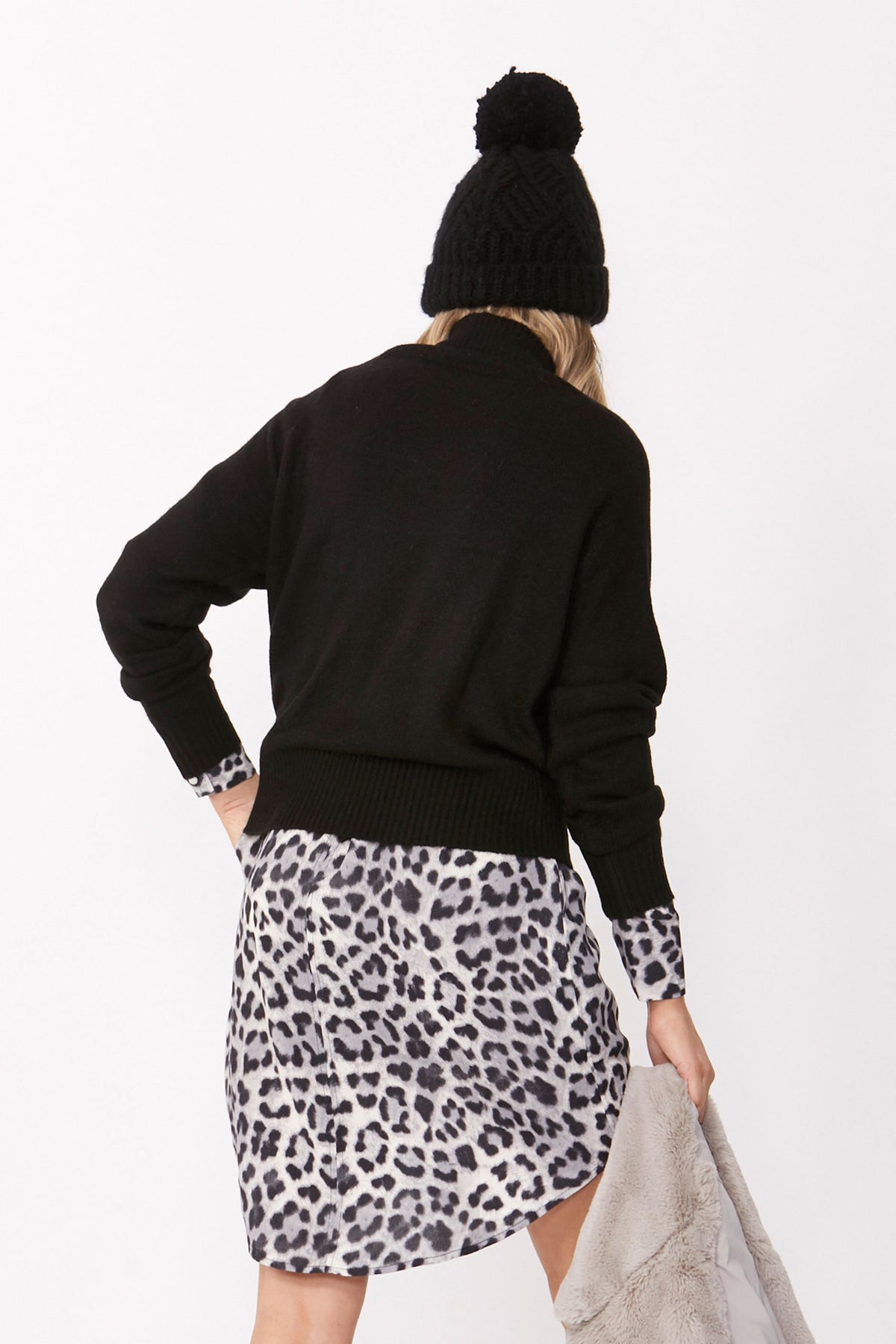 [TEST] Phoenix Extended Neck Pullover