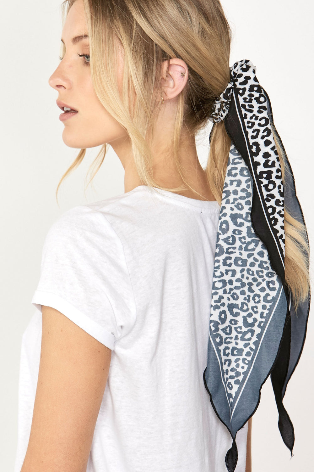 [TEST] Scrunchie Scarf