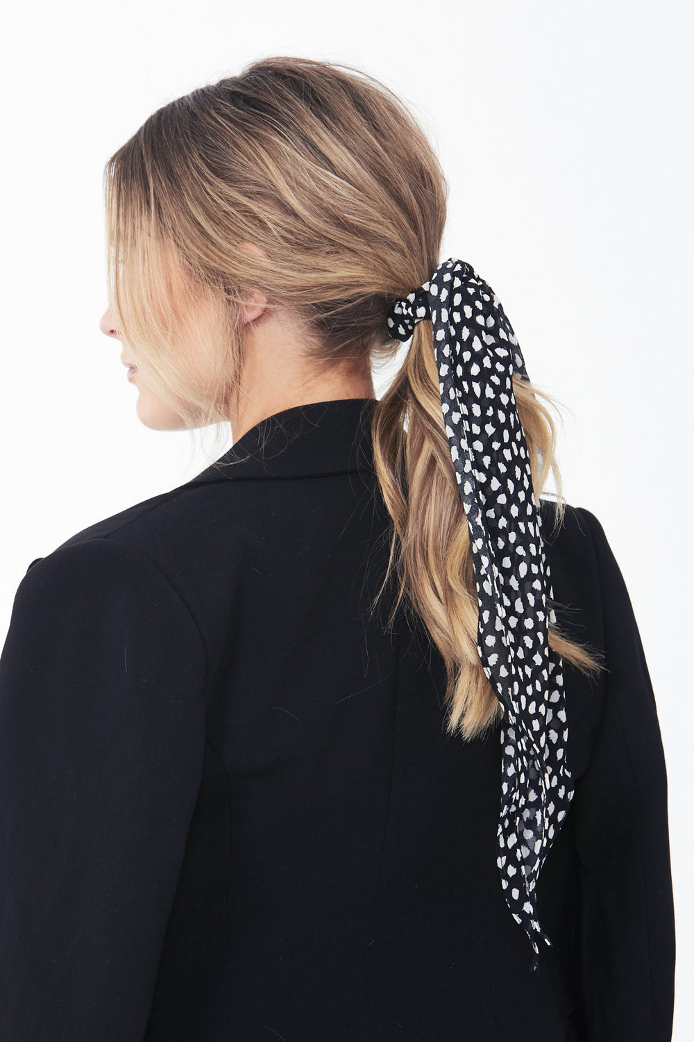 [TEST] Scrunchie Scarf