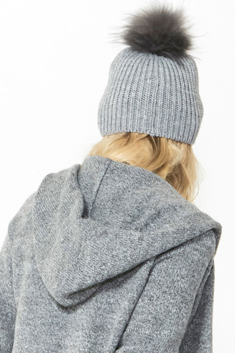 [TEST] Paige Single Pom Beanie