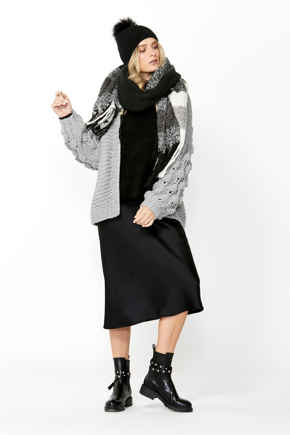 [TEST] Chloe Pom Detail Cardigan