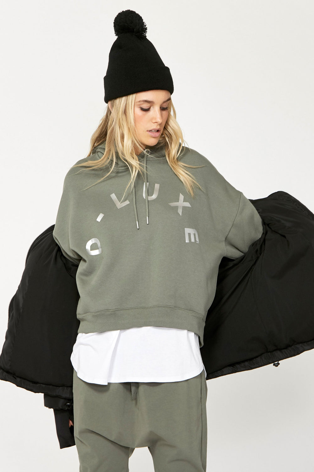 [TEST] D-Luxe Foil Hooded Sweat