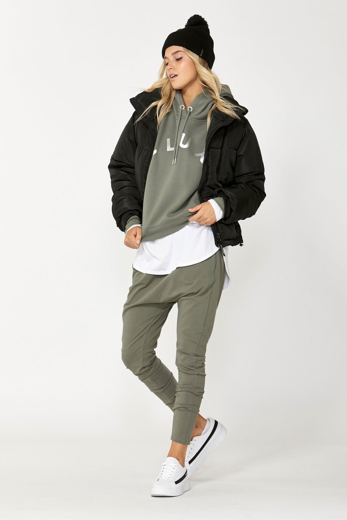 [TEST] D-Luxe Foil Hooded Sweat