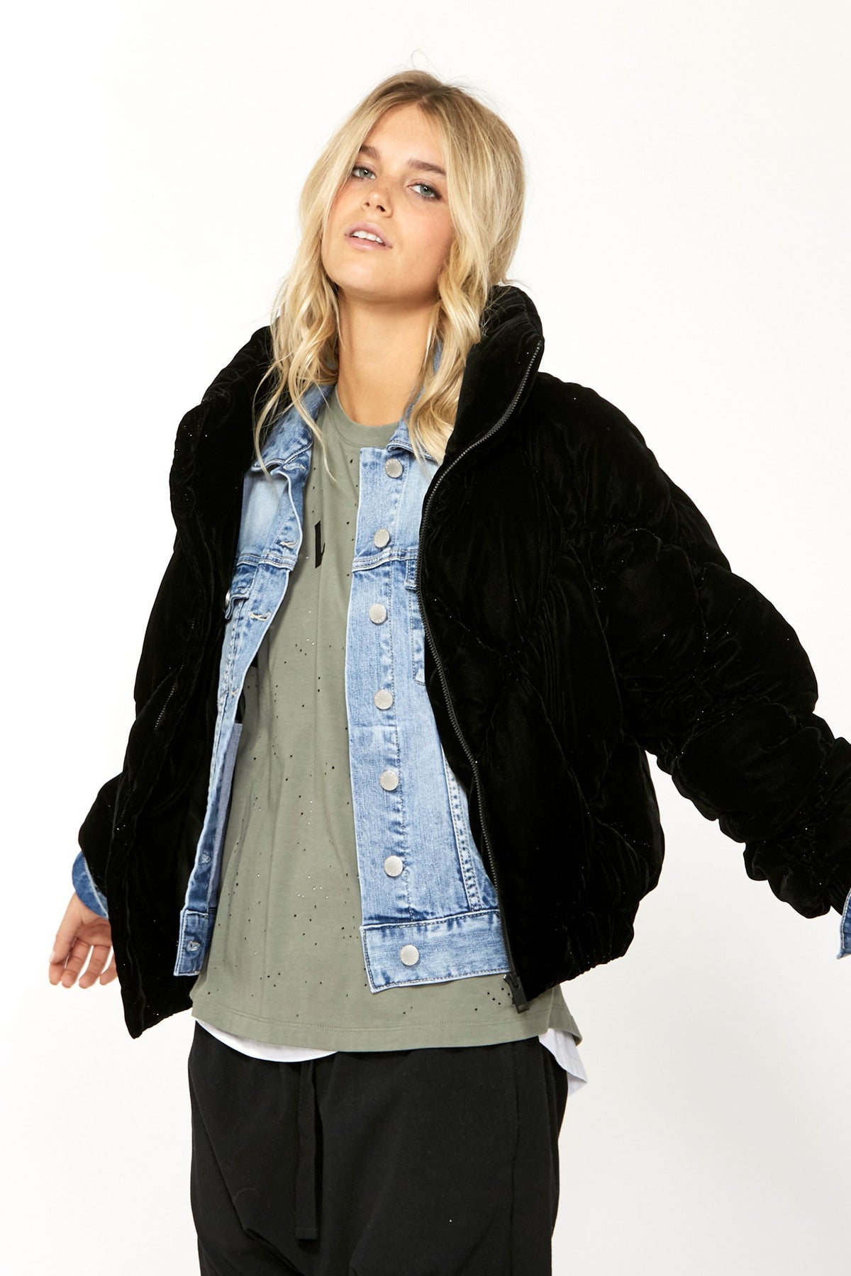 [TEST] Luxe Metallic Velour Puffer