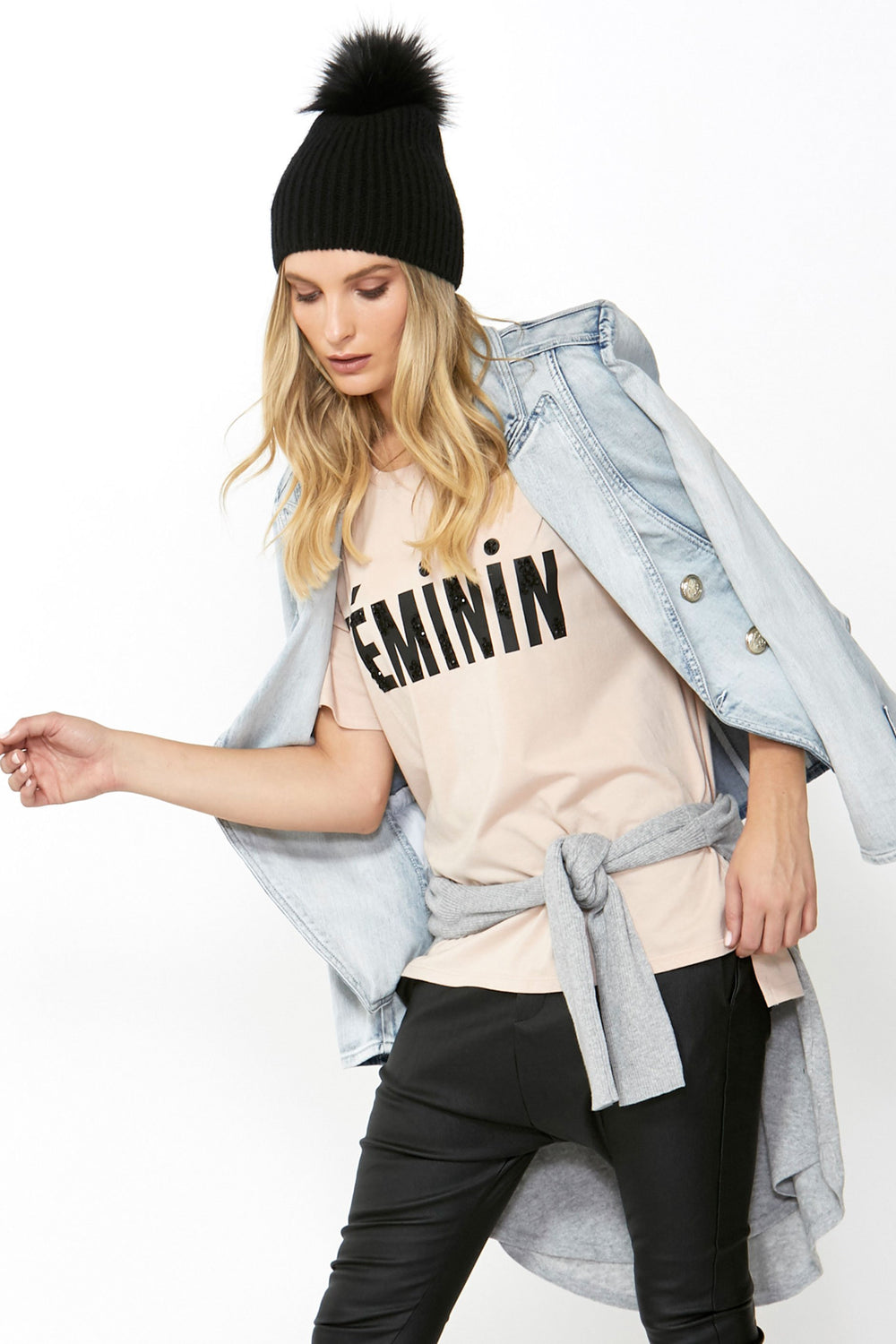 [TEST] Feminin Embellished Tee