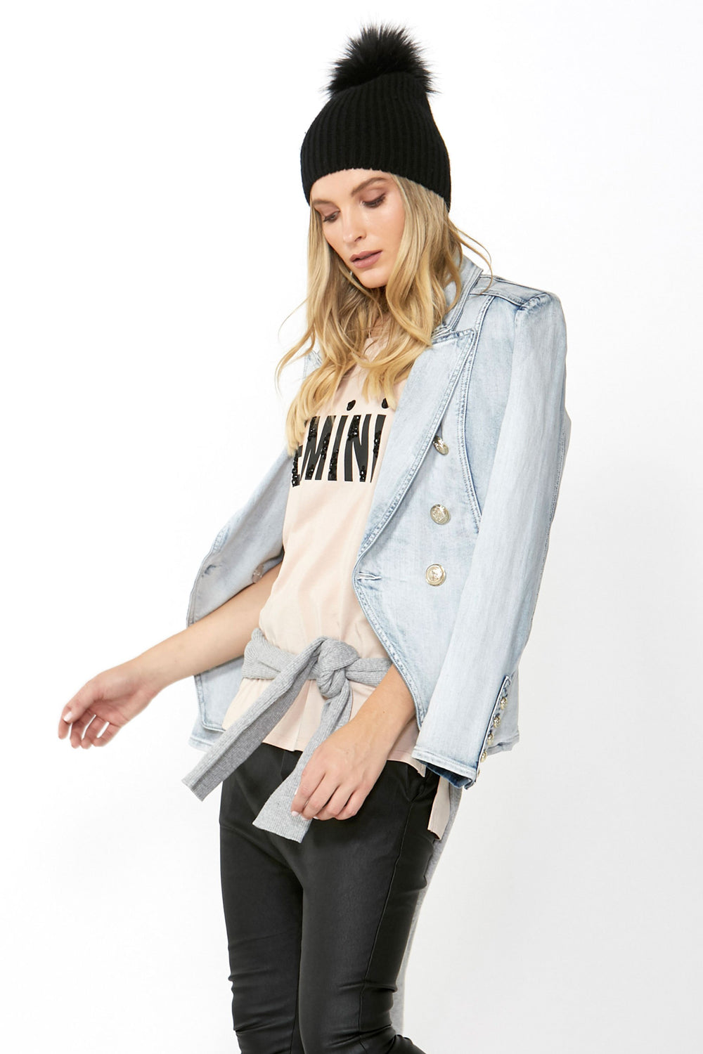 [TEST] Feminin Embellished Tee