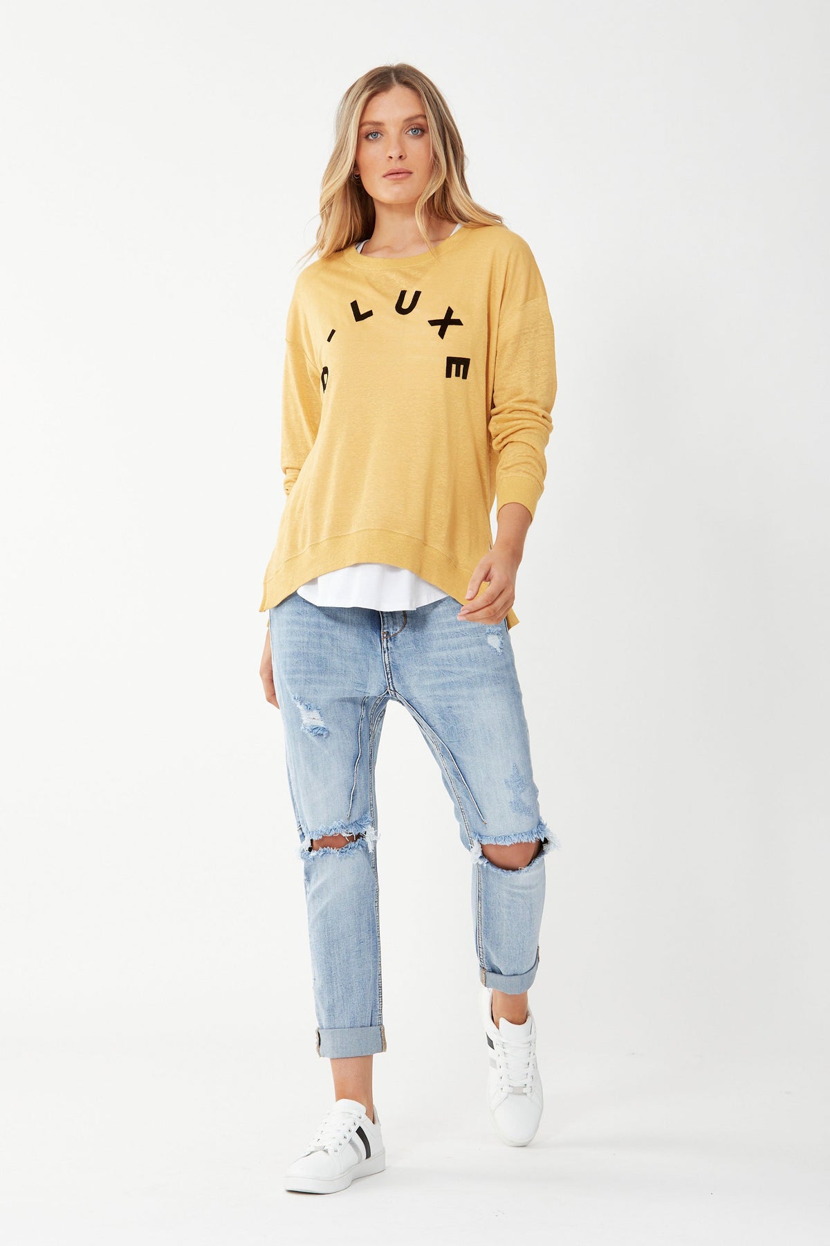 [TEST] D-Luxe Linen Logo Tee