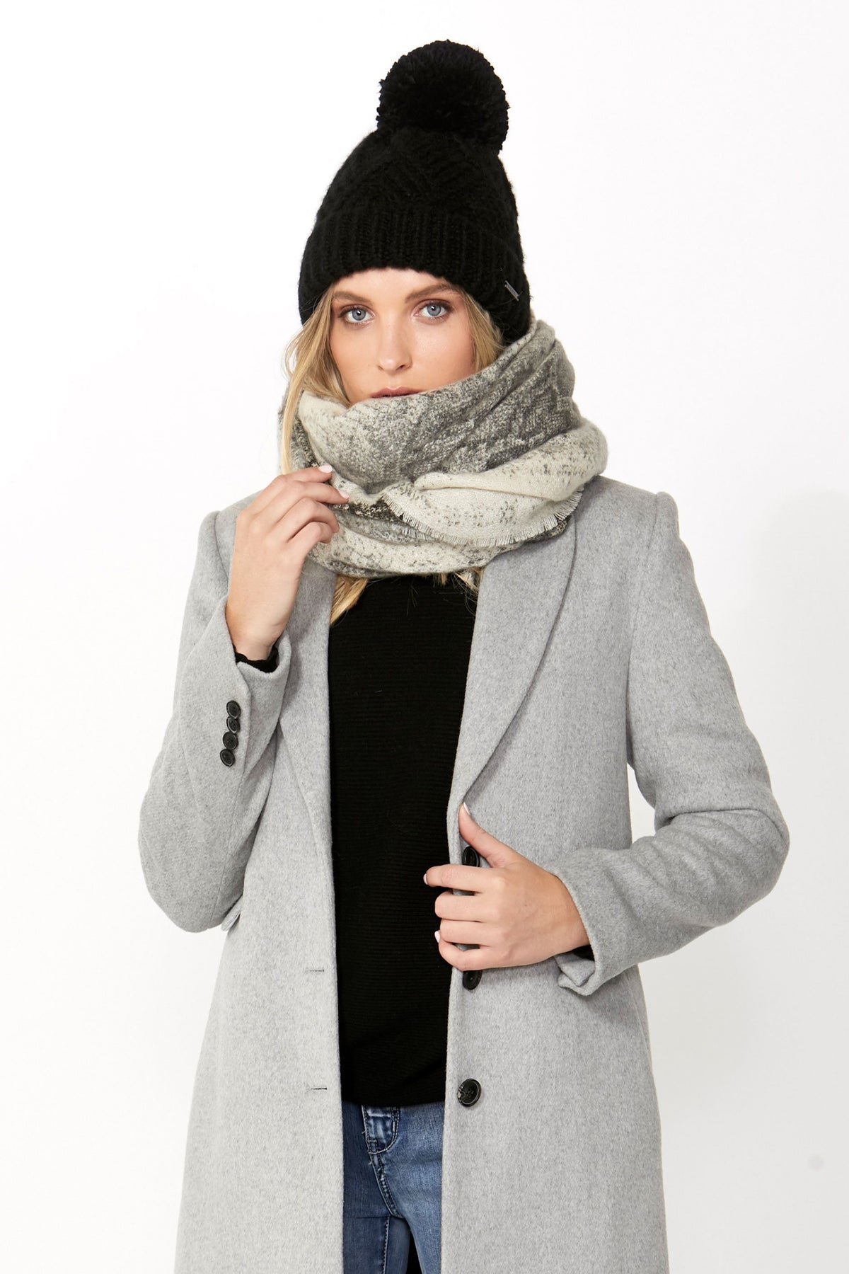 [TEST] Snake Woven Winter Scarf