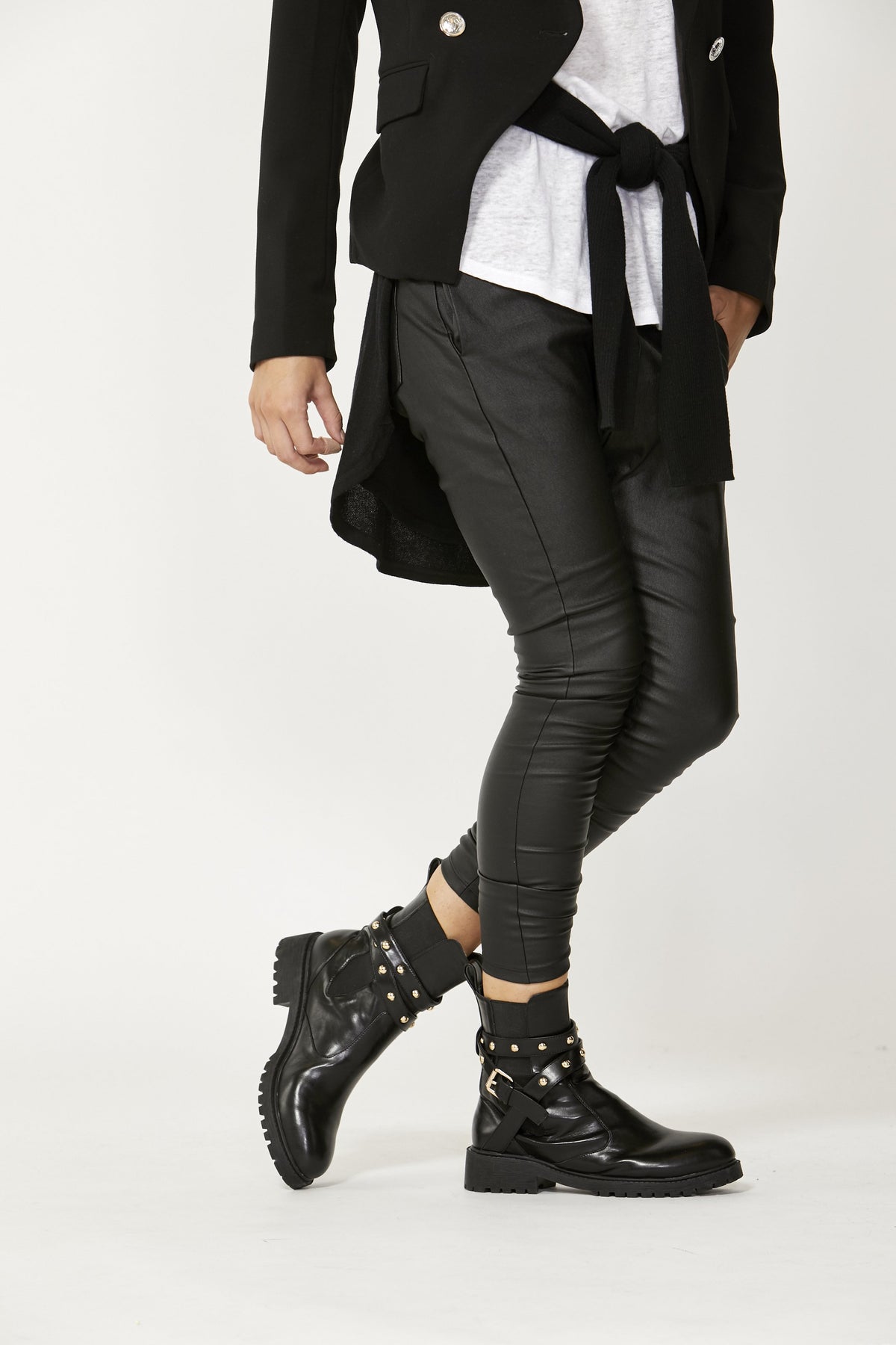 [TEST] Issey Wrap Combat Boot