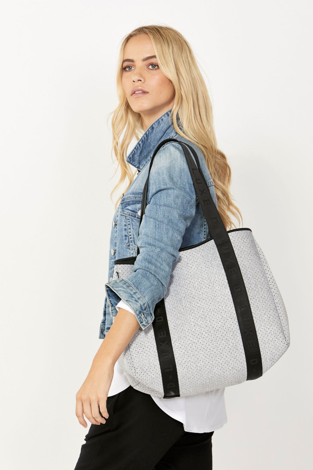 [TEST] D-Luxe Logo Neoprene Tote Bag