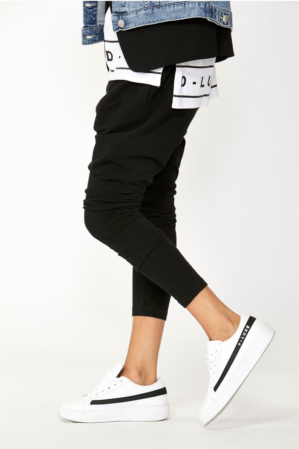 [TEST] D-Luxe Peta Logo Sneaker