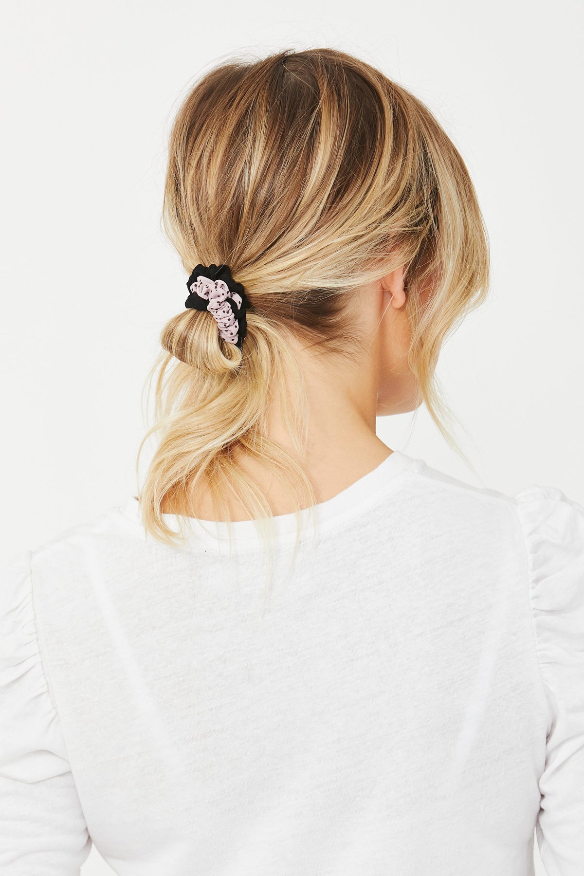 [TEST] 4 Small Scrunchie Set