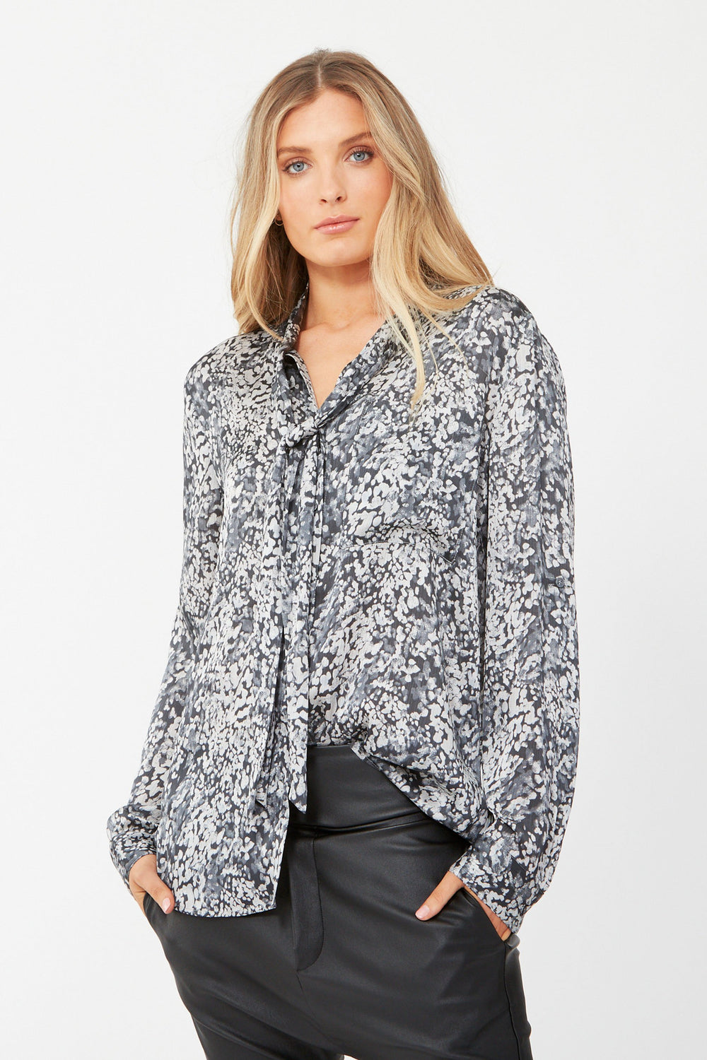 [TEST] April Tie Front Blouse