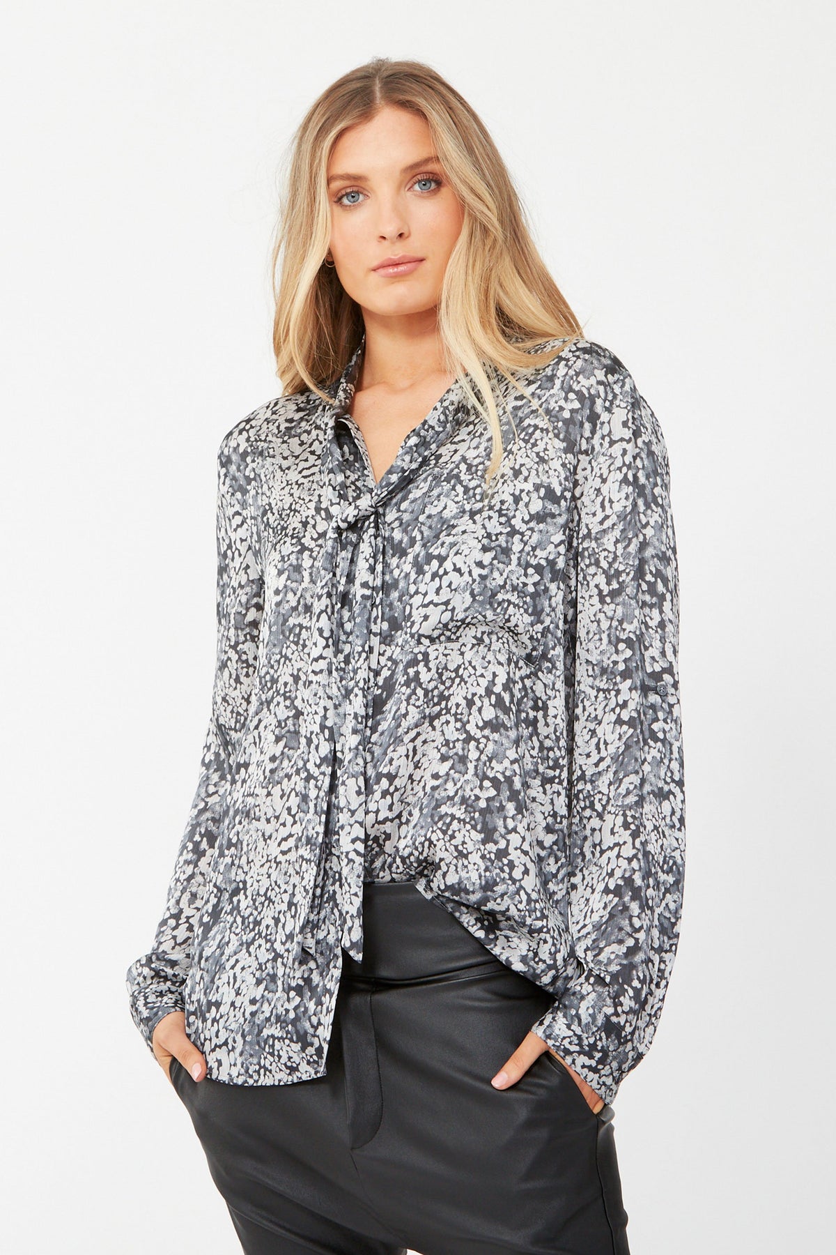 [TEST] April Tie Front Blouse