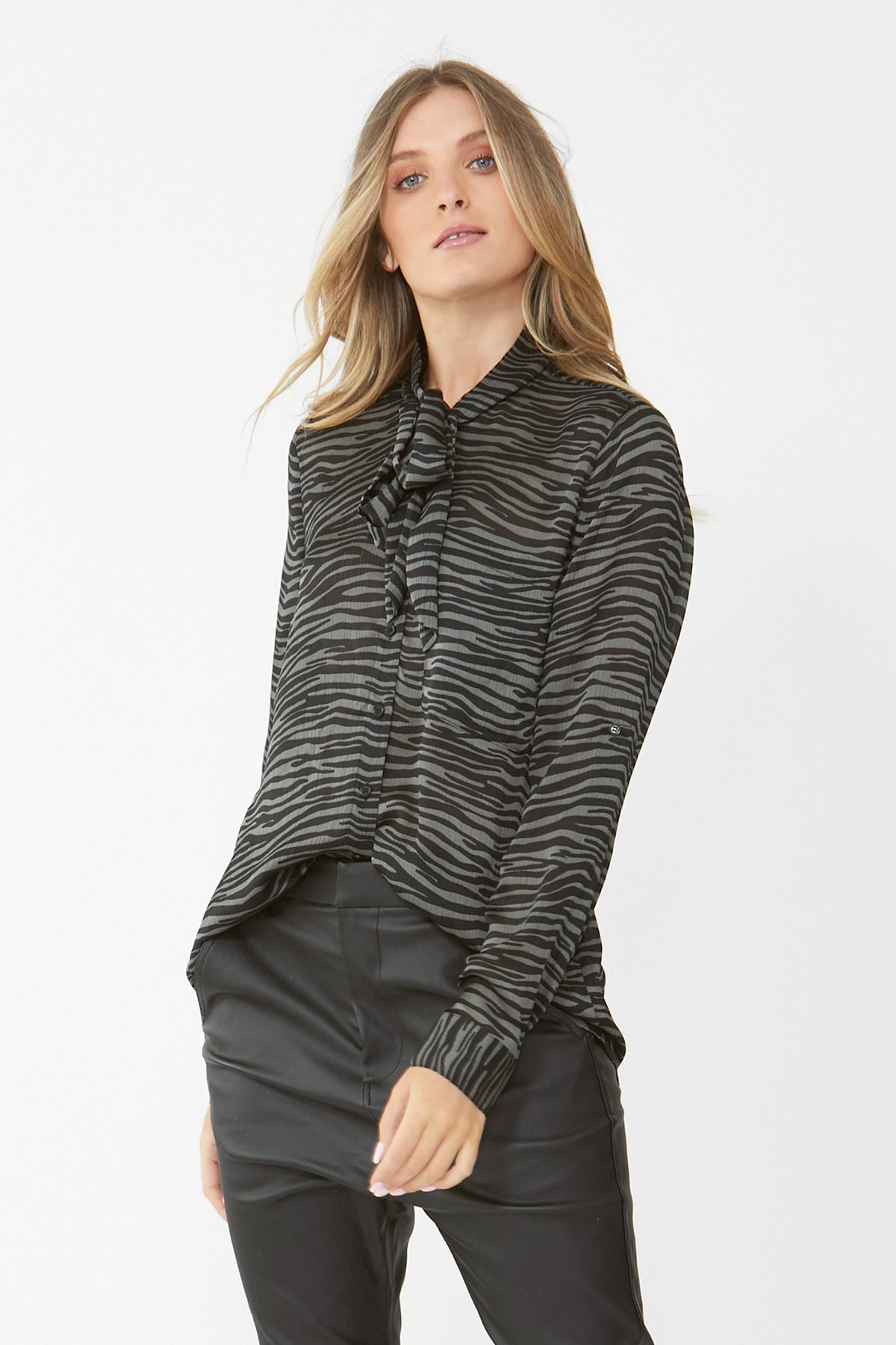 [TEST] April Tie Front Blouse
