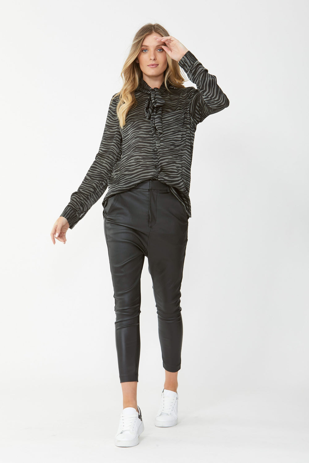 [TEST] April Tie Front Blouse