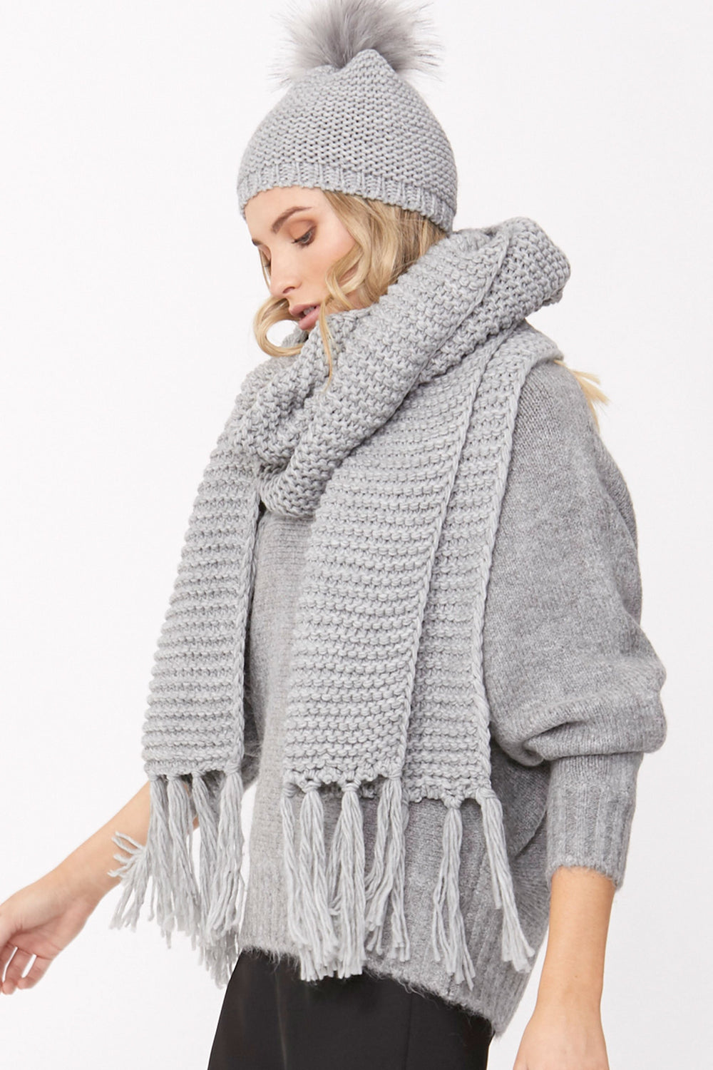 [TEST] Chunky Knit Tassel Scarf