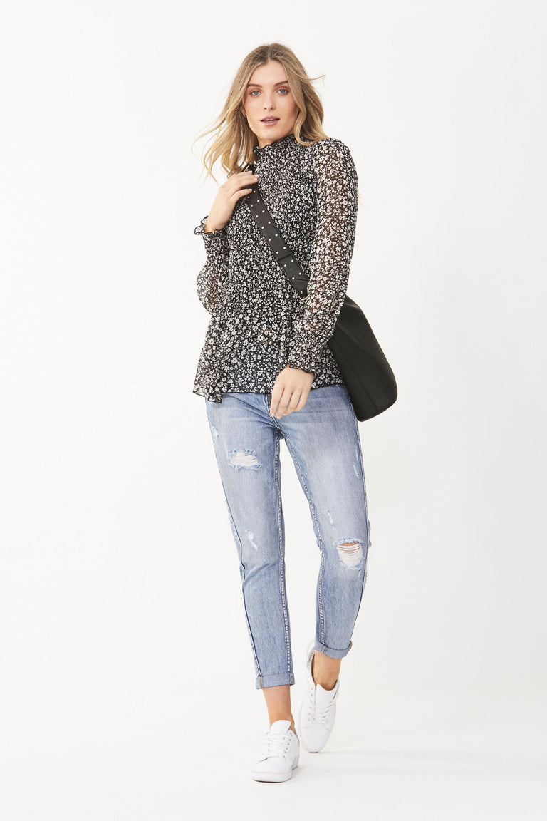 [TEST] Studded Strap Bucket Bag