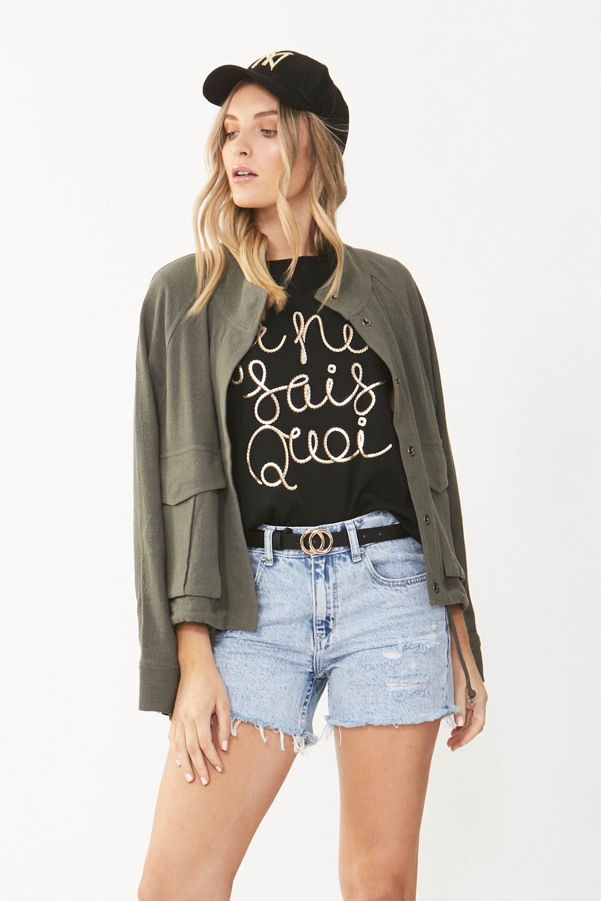 [TEST] Je Ne Sais Quoi Rope Tee