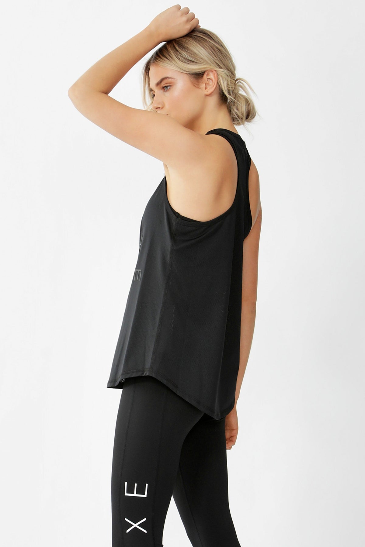 [TEST] D-Luxe Active Mesh Logo Tank