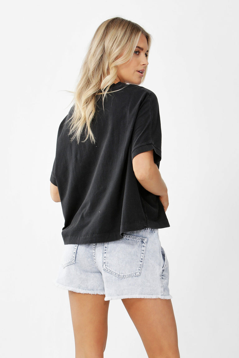 [TEST] D-Luxe Oversized Boxy Tee
