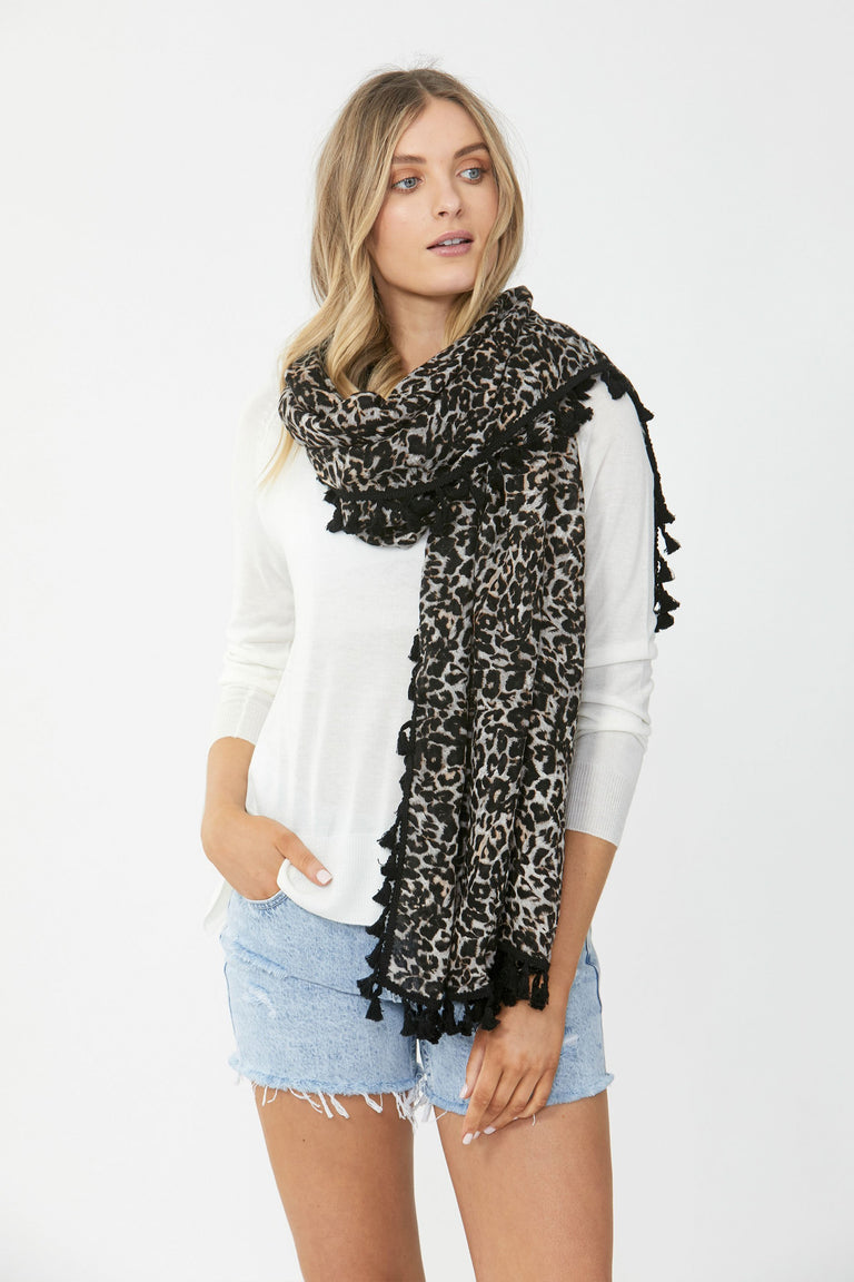 [TEST] Wild Cat Tassel Textured Scarf