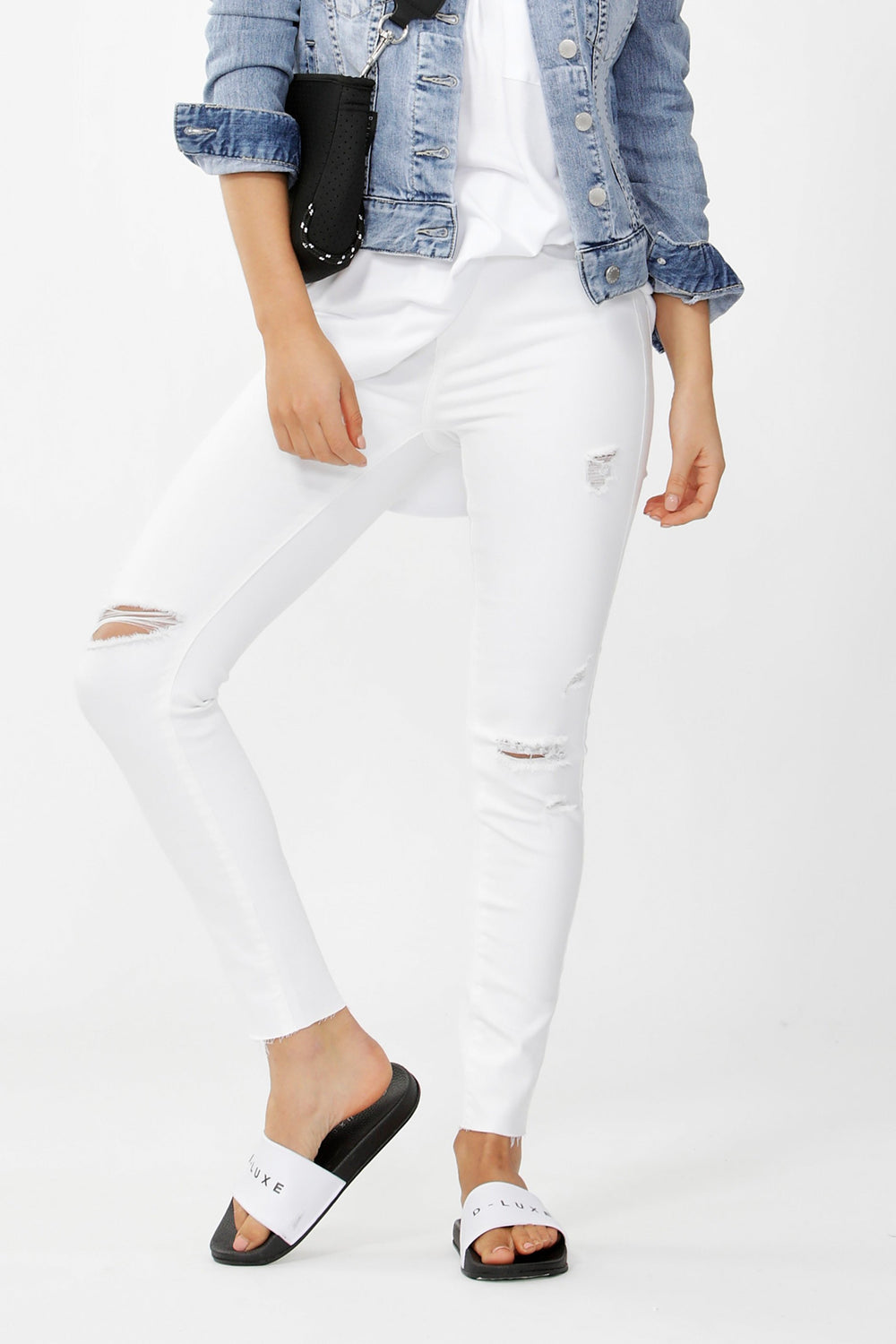 [TEST] D-Luxe High Distressed Jean