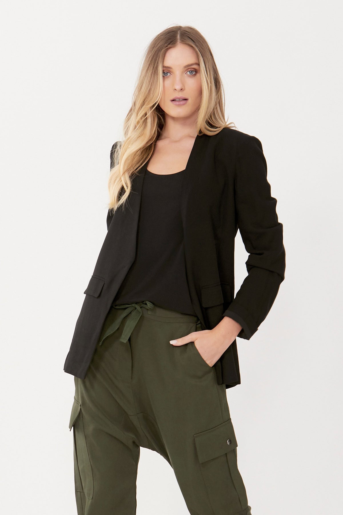 [TEST] Marika Blazer