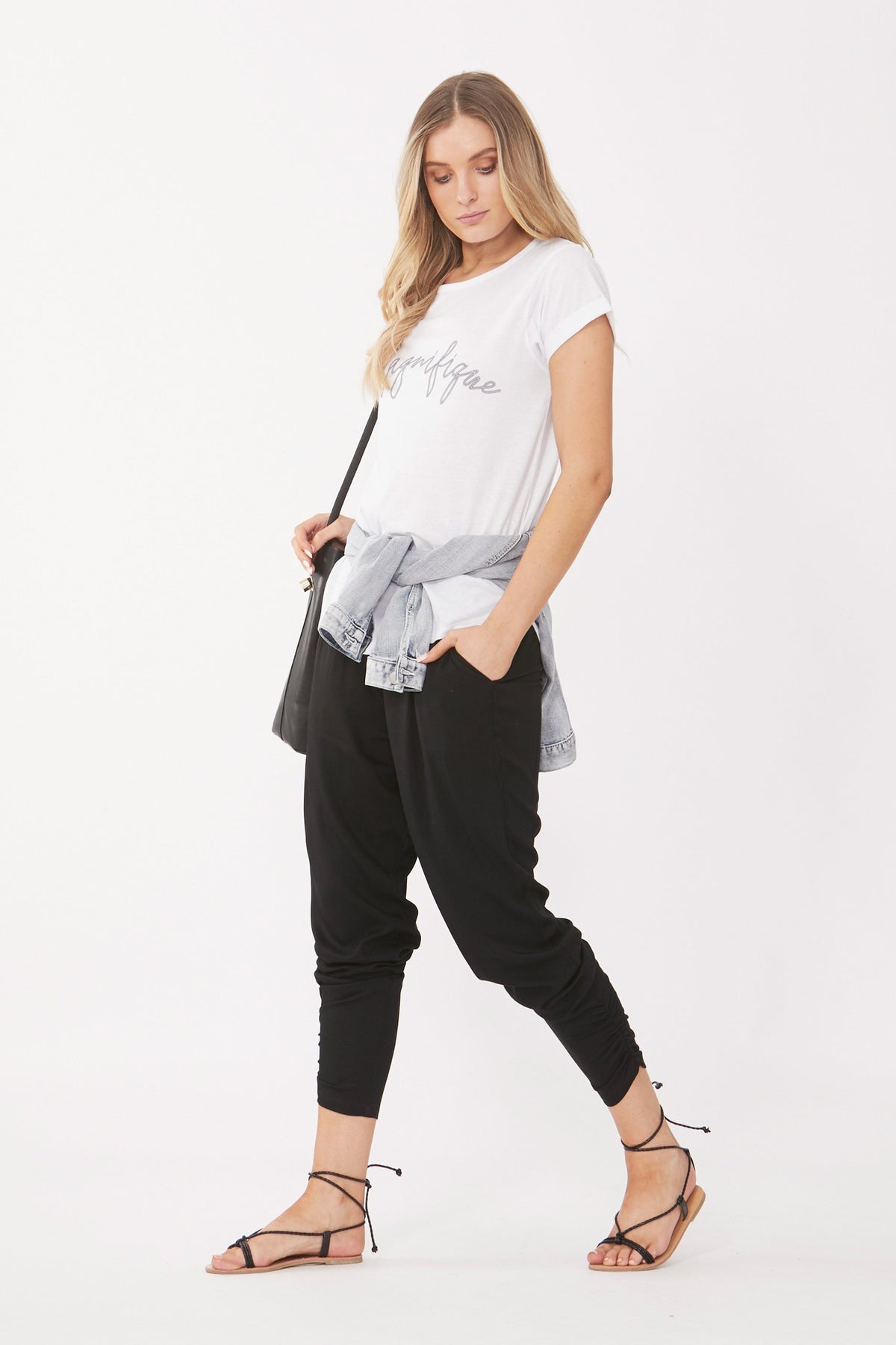 [TEST] Magnifique Script Tee