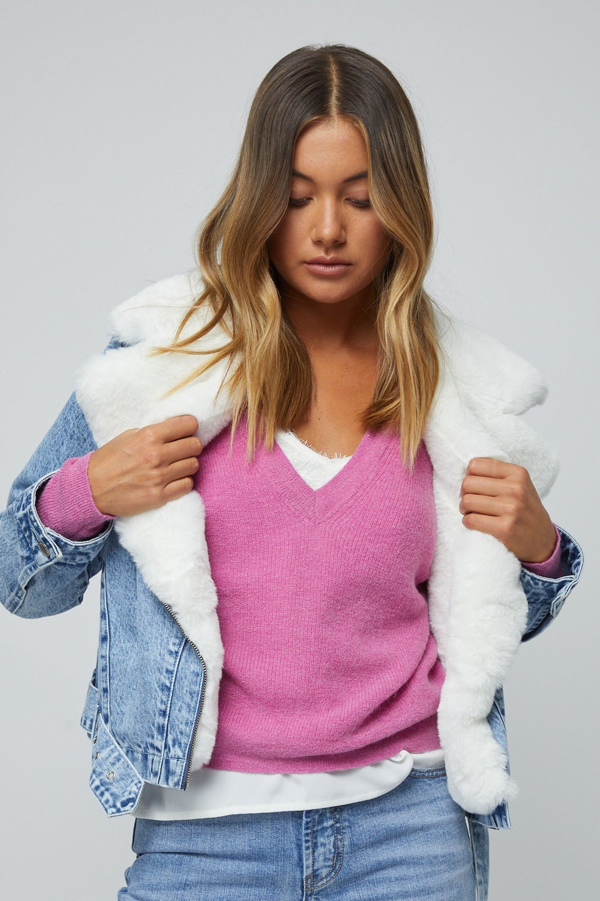 [TEST] Liesel V-Neck Jumper