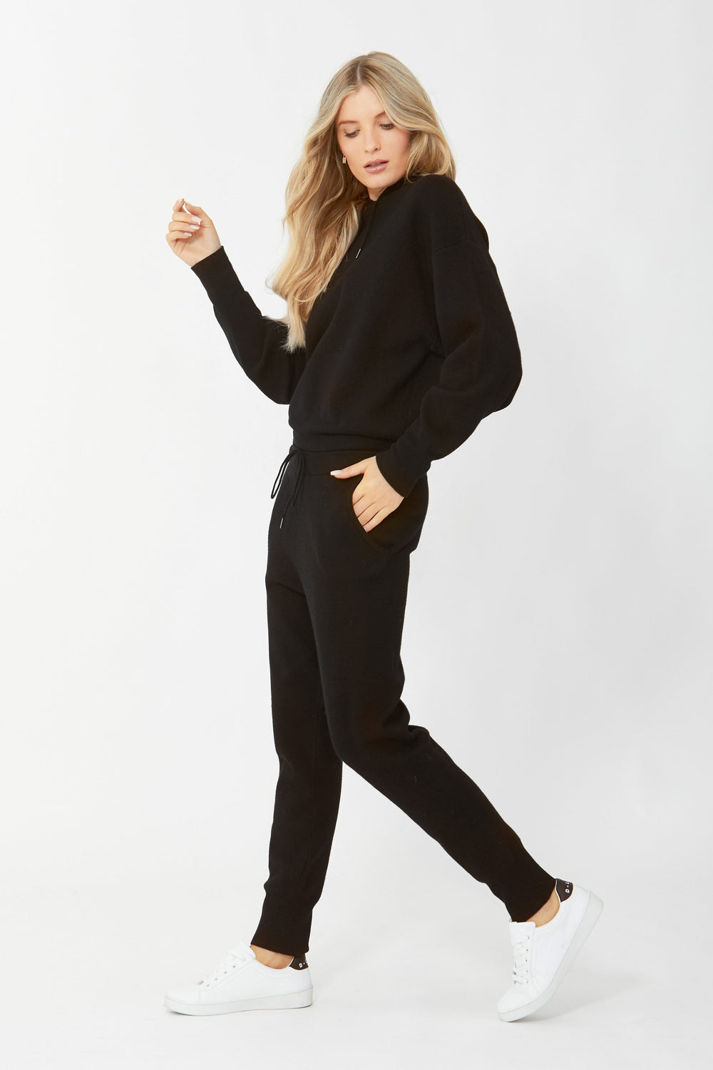 [TEST] D-Luxe Knit Hoodie