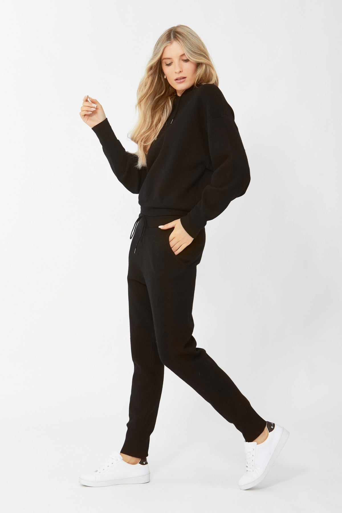 [TEST] D-Luxe Knit Hoodie
