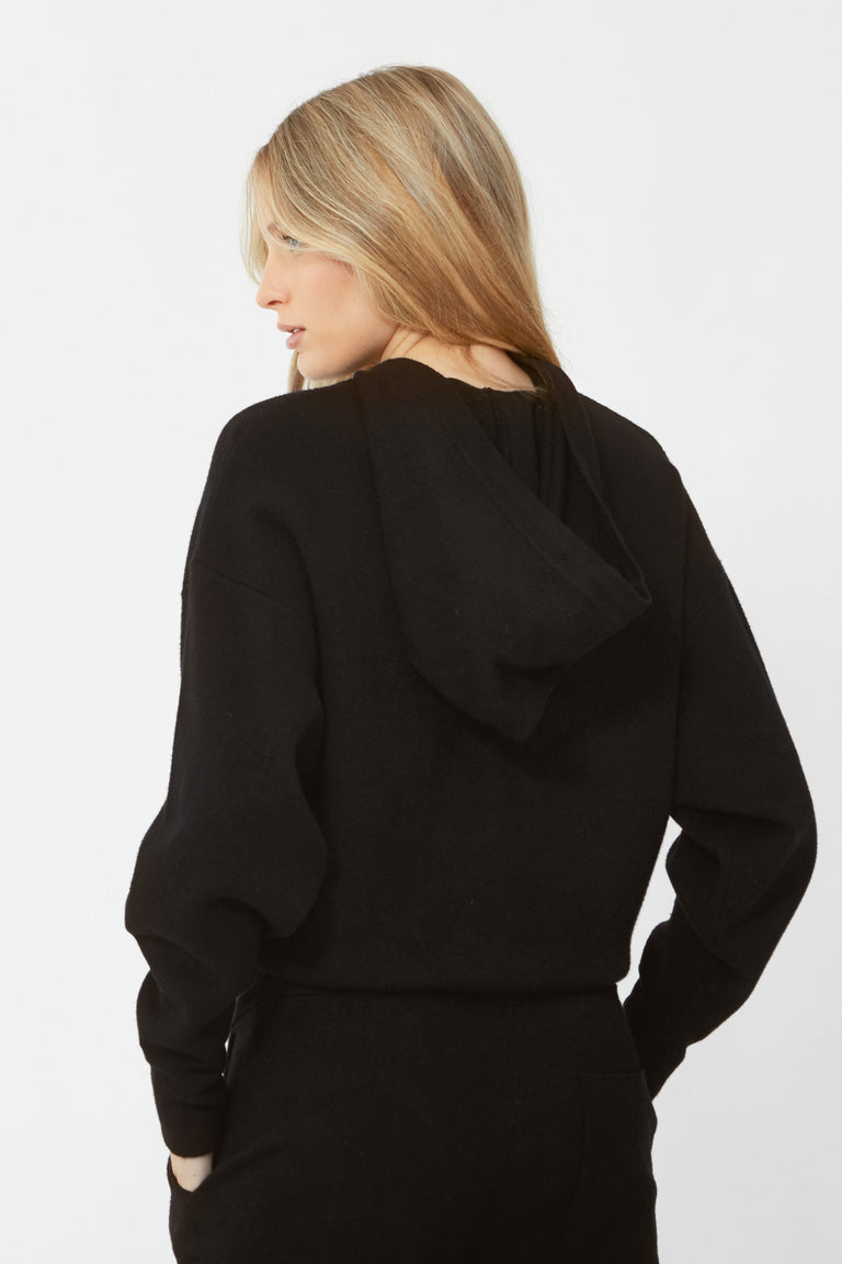[TEST] D-Luxe Knit Hoodie