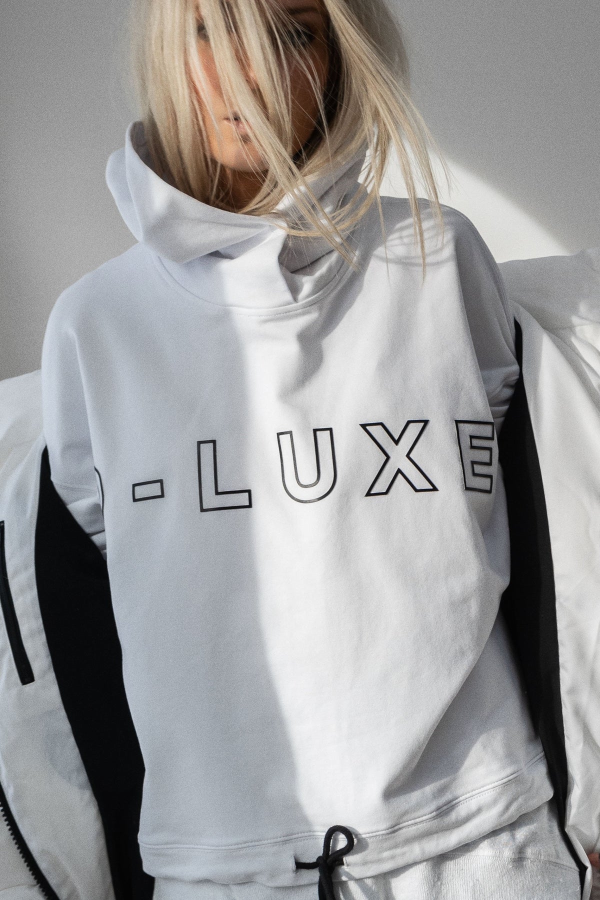 [TEST] D-Luxe Outline Print Hoodie